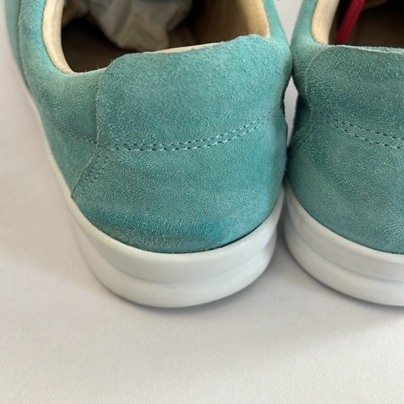 Savalé Men’s Harmann Light Blue Suede Sneaker Size 8.5 - Picture 8 of 10